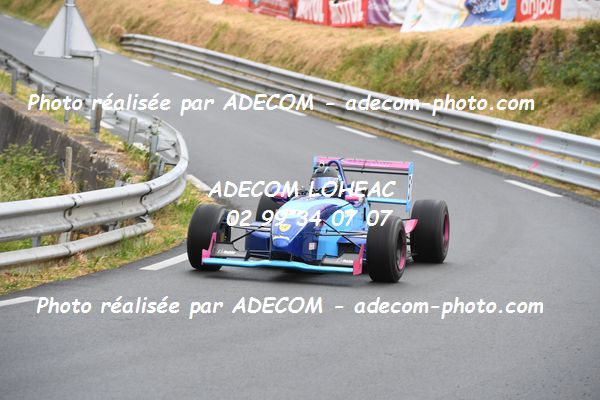 http://v2.adecom-photo.com/images//6.COURSE DE COTE/2022/5_LA_POMMERAYE_2022/BEZINAUD_David/79A_4957.JPG
